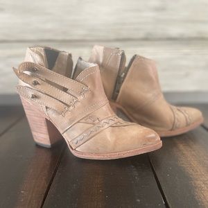 FB Gate | Freebird Stores